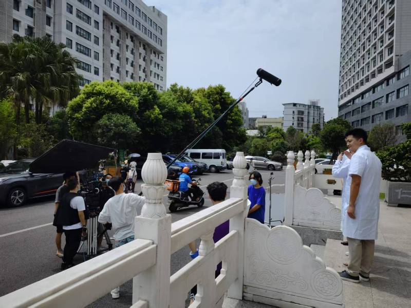 振安区广告片拍摄公司低成本实现高规格制作的诀窍